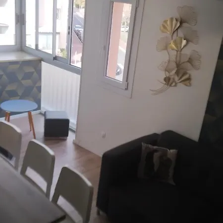 Апартаменти T3 Duplex, Centre Port, Clim, Garage, Piscine