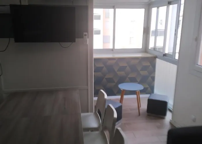 T3 Duplex, Centre Port, Clim, Garage, Piscine * Agde