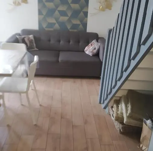 Apartment T3 Duplex, Centre Port, Clim, Garage, Piscine Agde