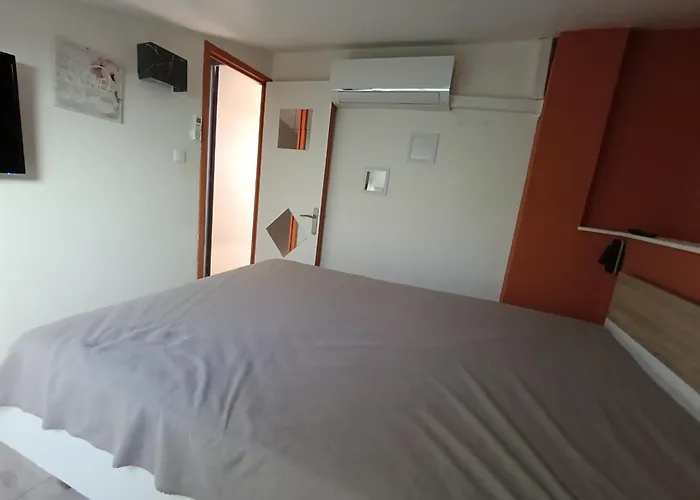 T3 Duplex, Centre Port, Clim, Garage, Piscine 아파트